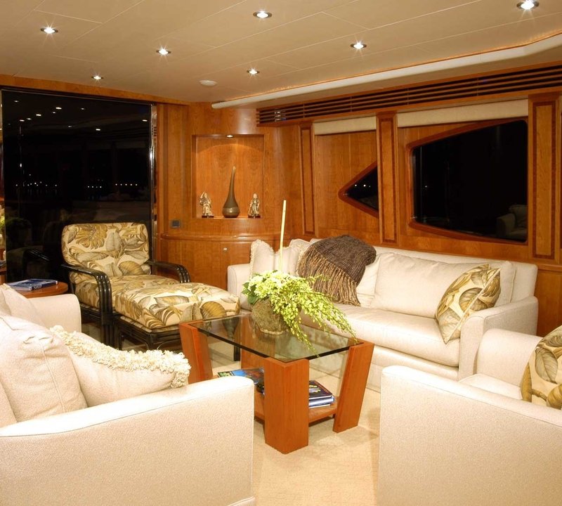 LADY DEANNE V Yacht Charter Details, Hargrave | CHARTERWORLD Luxury ...